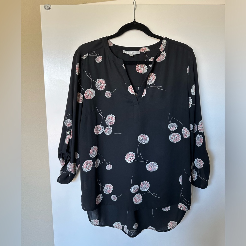 Daniel Rainn Kode Split Neck Blouse black floral large